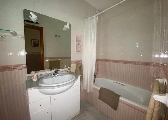 Vivienda Vistas Nyaraló Poyales del Hoyo